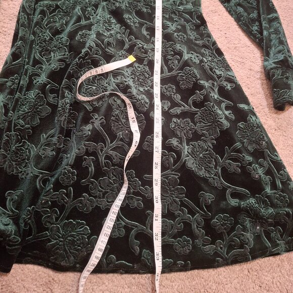 Floral Jacquard Velvet Dress - Picture 4 of 5